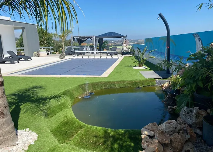 Alto Do Moinho * アルコバサ